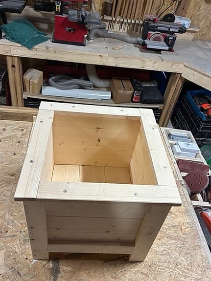 planteringskorg 45 x 45 x45 cm obehändlad trä, DIY