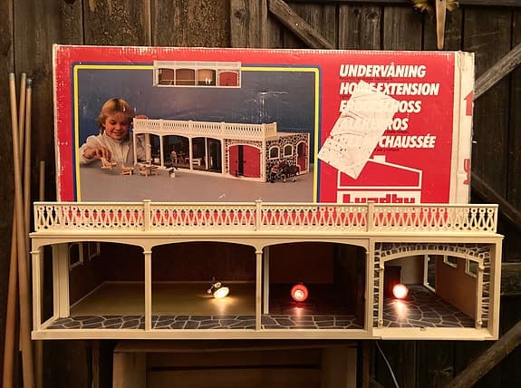 Lundby Dockskåp/ Dockhus Dallas Undervåning, Originalkartong