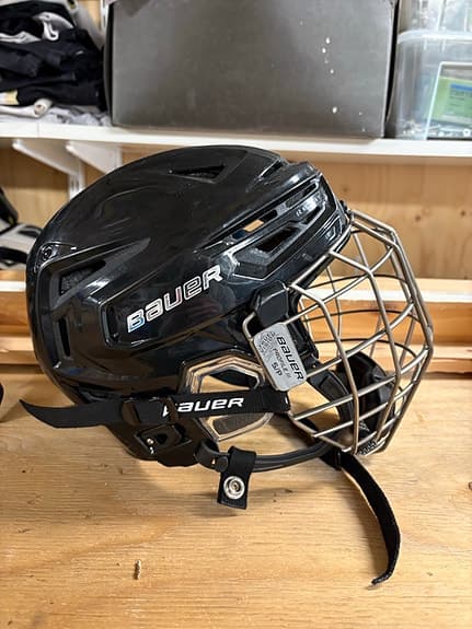 Bauer Ishockeyhjälm Reakt 150 S