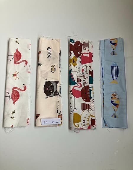 Mönstrade tygbitar/tygstuvar, bomullstyg, textil, 4 bitar