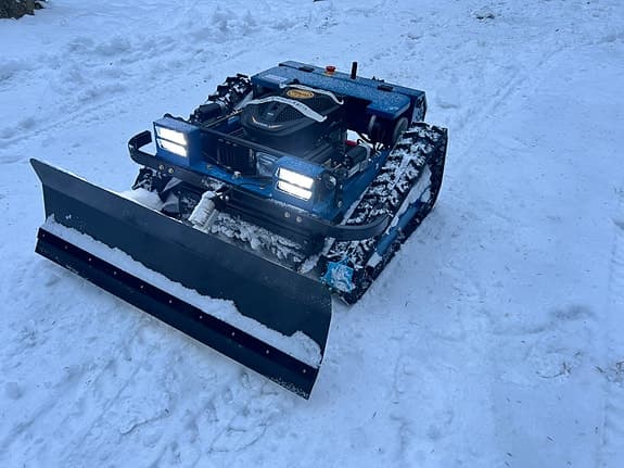 Gräsklippare med snöblad