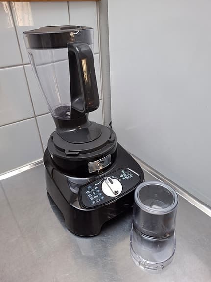 Mixer/blender/ matberedare/kvarn
