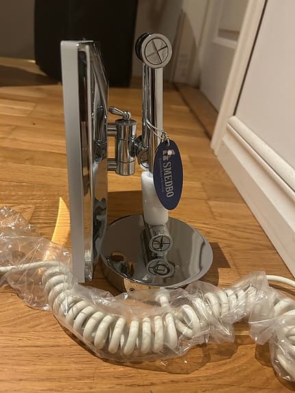 Helt ny Smedbo spegel säljes