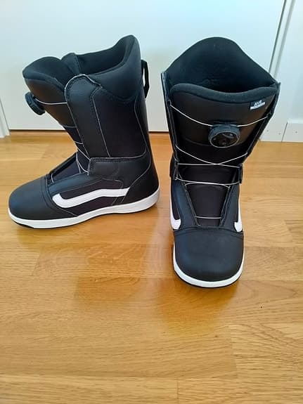 Snowboard boots Vans Juvie Linerless Strl 36.5
