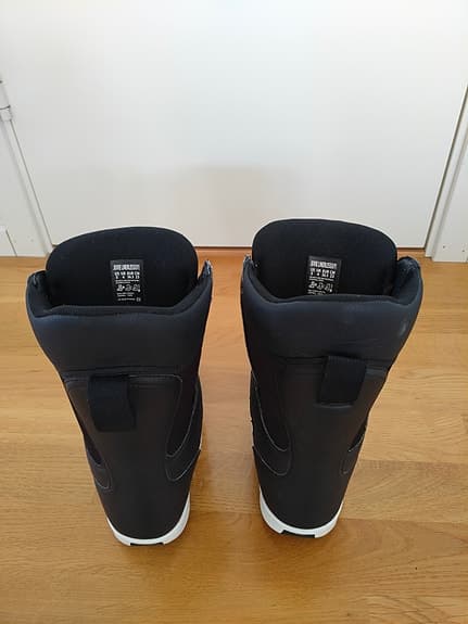 Snowboard boots Vans Juvie Linerless Strl 36.5