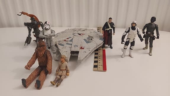 Star Wars figurer + Millennium Falcon – Ljud & fungerar