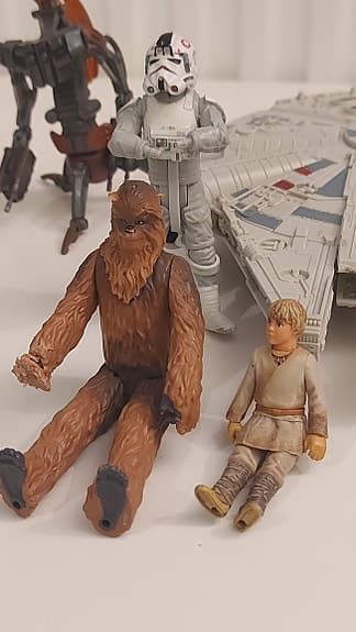 Star Wars figurer + Millennium Falcon – Ljud & fungerar