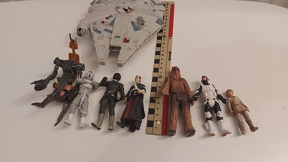 Star Wars figurer + Millennium Falcon – Ljud & fungerar