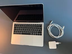 Apple MacBook Air 13 tum