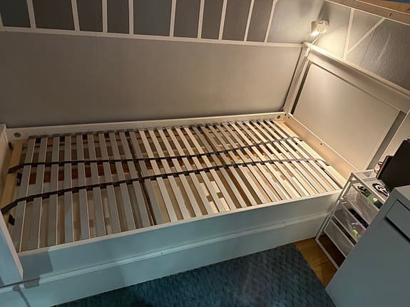IKEA 90 säng med madrass
