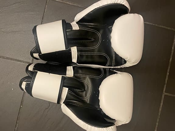 Everlast Boxningshandskar vit svart