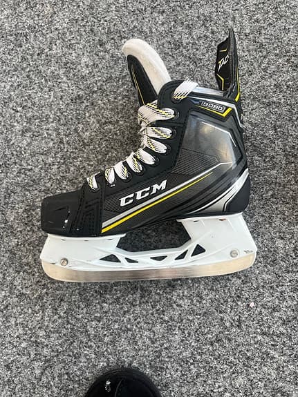 CCM Tacks 9060 Ishockeyskridskor  st 37,5