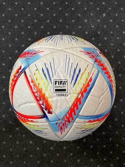 Adidas Al Rihla fotboll storlek 5