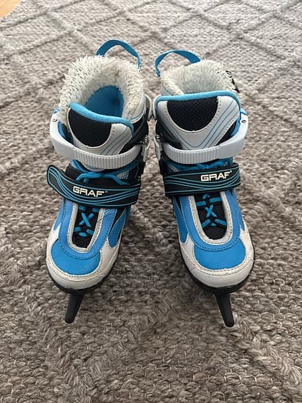 Graf Ishockeyskridskor barn storlek 27-30 blå och vit