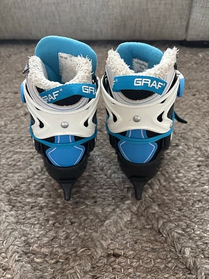 Graf Ishockeyskridskor barn storlek 27-30 blå och vit