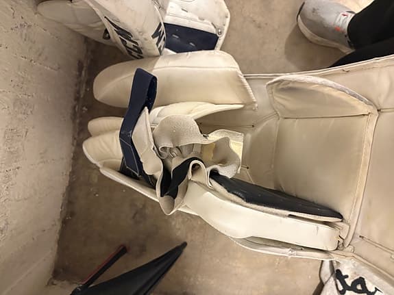 CCM Eflex 4 målvaktsutrustning vit och blå 35+2