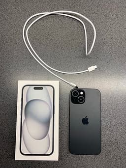 Apple iPhone 15