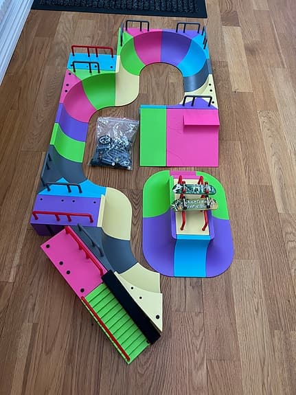Skills fingerboard skateboardpark
