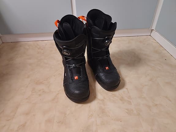 Head snowboardboots svarta storlek 42