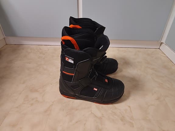 Head snowboardboots svarta storlek 42