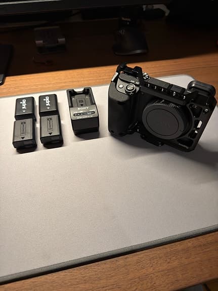 Sony A6400 kamerahus med tillbehör