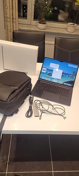 Macbook Air 15” M3 2024 Nyskick