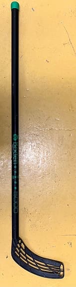 Innebandyklubba – Boden 5000 – Stabil & spelklar – 250 kr