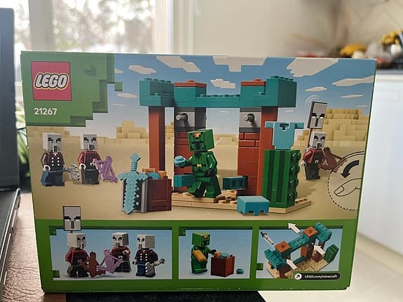 LEGO Minecraft set 21167 Illager Raid 105 bitar