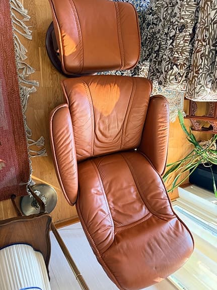 Stressless / fåtölj med fotpall