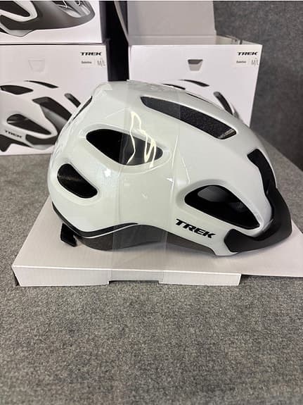 Trek Solstice cykelhjälm vit