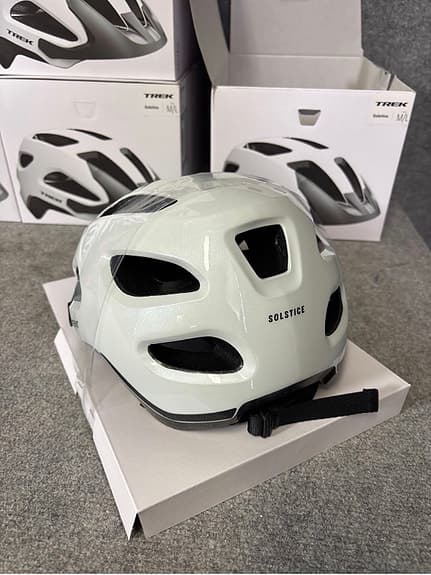 Trek Solstice cykelhjälm vit