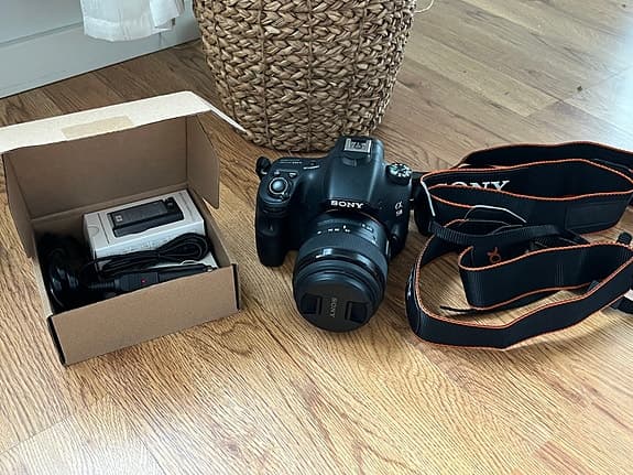 Systemkamera SONY alpha A58 + objektiv