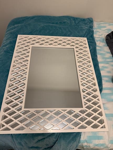 IKEA spegel vit rektangulär ram