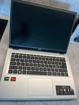Acer Aspire 3 14       14 ’ silver