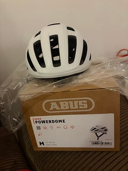 HELT NY! Abus Powerdome cykelhjälm- Medium, vit
