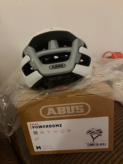 HELT NY! Abus Powerdome cykelhjälm- Medium, vit