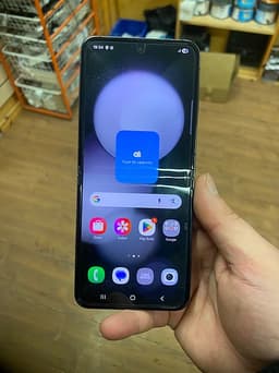 Samsung Galaxy Z Flip5 256GB i jätte bra skick