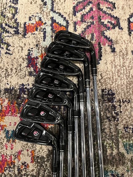 Wilson Staff järnset golfklubbor 4–P