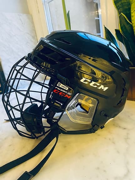 CCM Hockeyhjälm Tacks 210 Combo - M, SVART