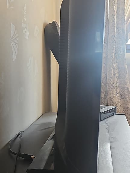 Samsung UE40H6204AK tv 40 tum svart