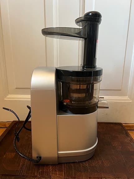 Sana Juicer 828 juicepress