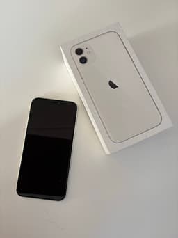 Apple iPhone 11 - 64 GB vit