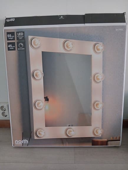 North sminkspegel med LED-belysning vit