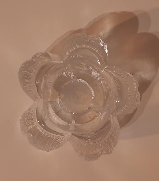 Ljusstake i glas – blomformad – dekorativ vintage