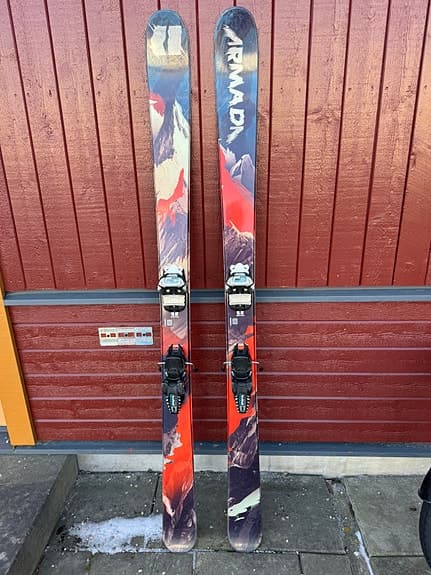 Armada Invictius 99 172cm