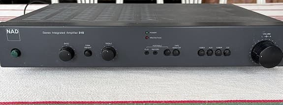 NAD Stereo Integrated Amplifier 310