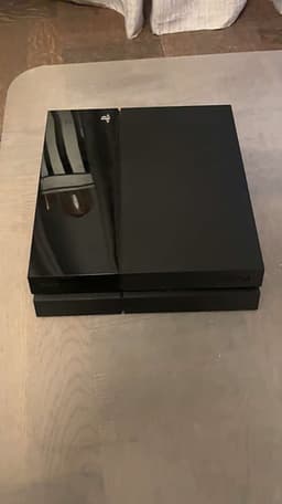 Sony Playstation 4 svart