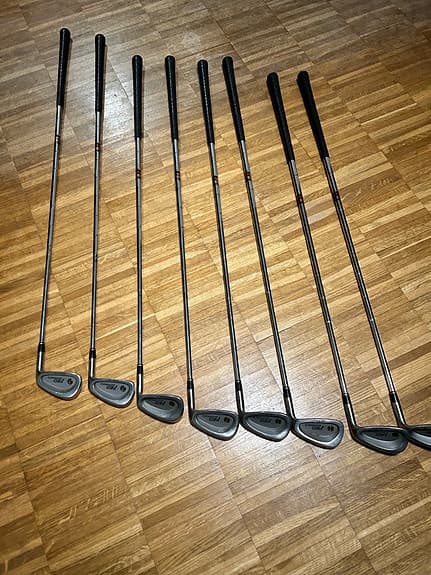 Spalding järnset sw-4 inklusive putter