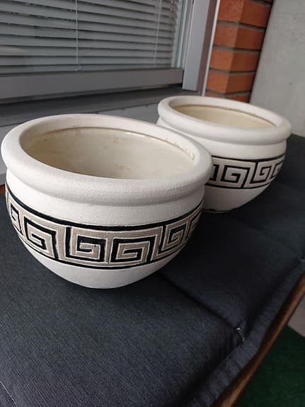 Stora och små krukor