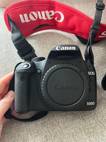 Canon EOS 500D + objektiv + tillbehör